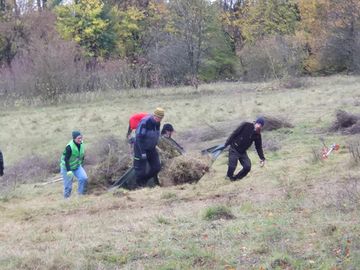 Feld Menschen mit Plane